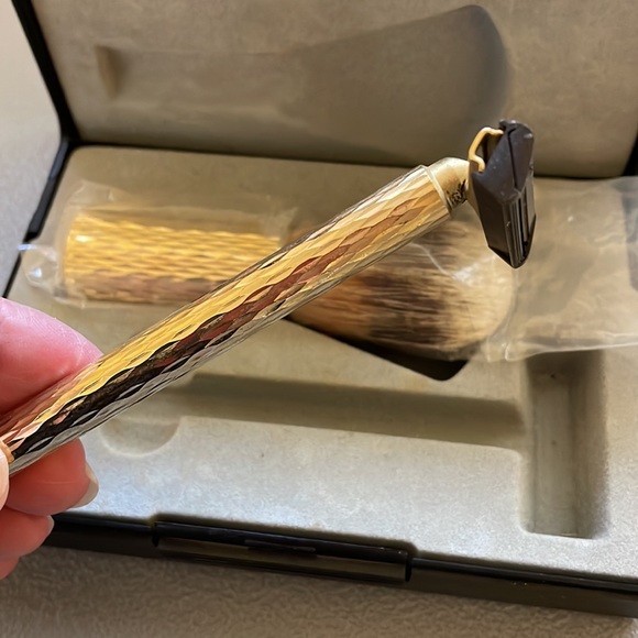 ROYAL LONDON shaving kit with brush and razor NWOT - Picture 3 of 7